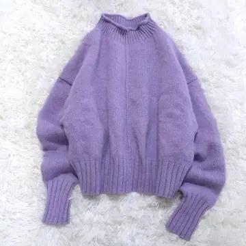 맥피 투모로우랜드 울 캐시미어 하이넥 니트 라벤더