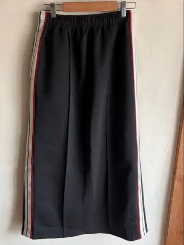 CONVERSE TOKYO 트랙 스커트