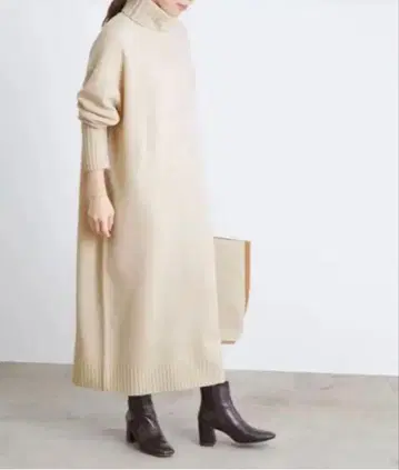 ADAM ET ROPE' 빅 터틀 니트 원피스