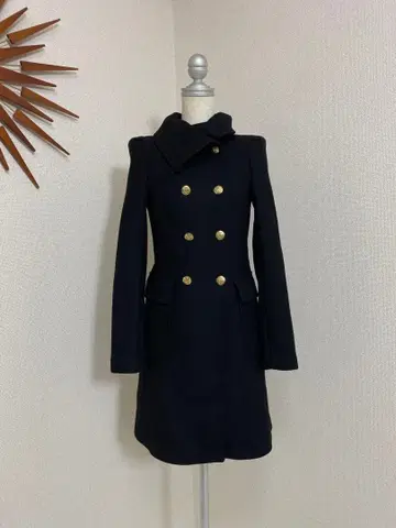 ZARA 골드 버튼 더블 퍼프 슬리브 코트