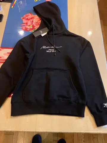 새상품 Matin Avenir 블랙 후드티