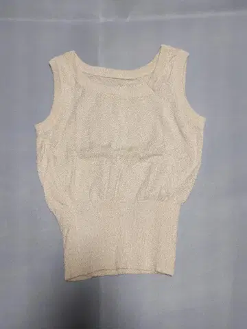 부클 니트 탱크