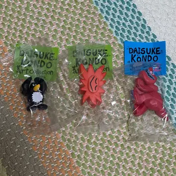 DAISUKE KONDO 펭귄 태양 티라노사우루스 3종 세트