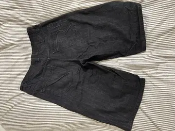 ROCAWEAR 다크 그레이 숏팬츠
