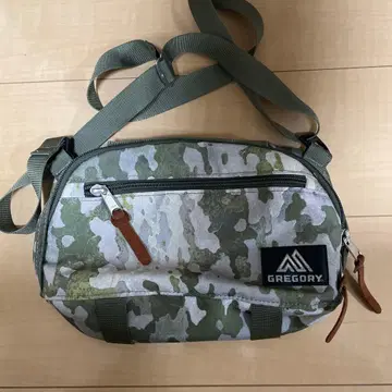 GREGORY 카모플라쥬 숄더백