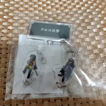 환상수호전 제비뽑기당 크로스 공격 협력 공격 아크릴 배지 & 참