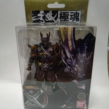 BANDAI 가로 극혼 암흑 기사 키바 피규어