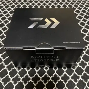 거의 새상품 다이와 23 에어리티 ST LT2000S-P