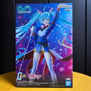 하츠네 미쿠 GUNDAM 콜라보 피규어