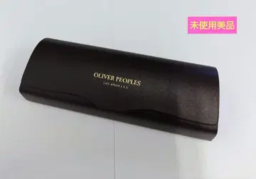 추천 미사용 새상품급 올리버 피플스 안경 케이스 & 클리너 포함