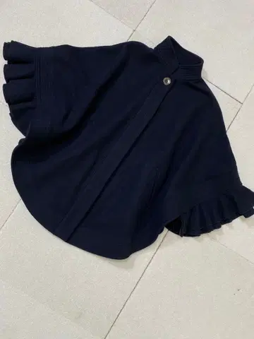 Sov. DOUBLE STANDARD 프릴 스탠드 카라 케이프 코트