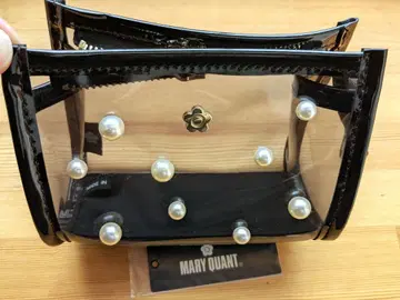 MARY QUANT 펄 장식 파우치 블랙 스퀘어형