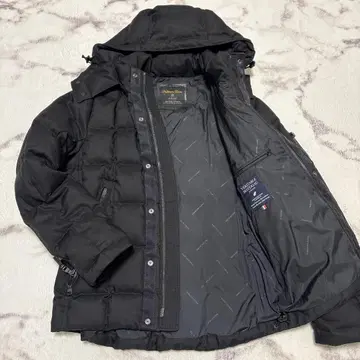 나노 유니버스 니시카와 다운 후드 부착 다운 자켓 블랙