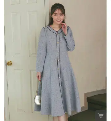 tocco 하트 장식 단추 배색 라인 트위드 원피스