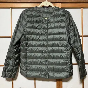 유니클로 울트라 라이트 다운 컴팩트 자켓 다크 그린 XL