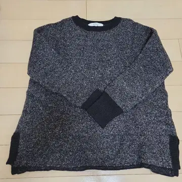 UNTITLED 긴팔 니트 2 사이즈 그레이 계열