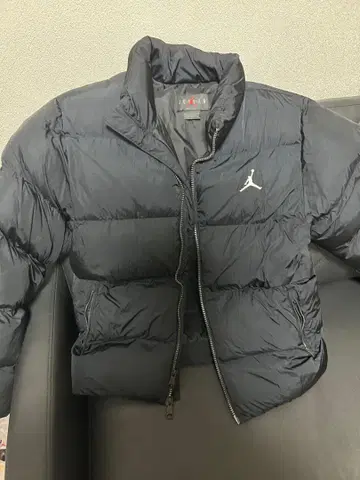 Jordan 점프맨 로고 다운 자켓 블랙