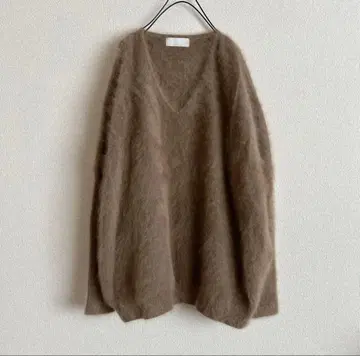 개럴개런트 라쿤 100% 퍼 니트 V넥