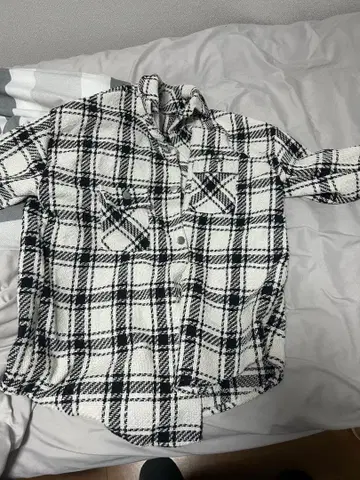 체크 무늬 플란넬 셔츠