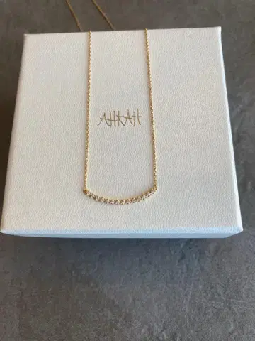 아커 빌리브유 롱 목걸이