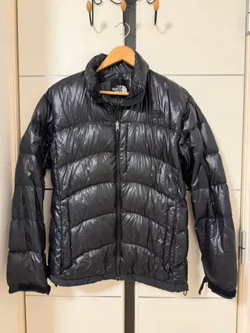 THE NORTH FACE 블랙 다운 자켓