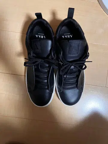 ARKK 블랙 가죽 스니커즈