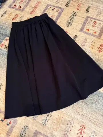 Ballsey 블랙 플레어 스커트