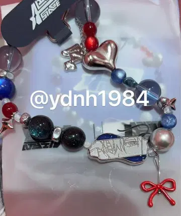 에이리언 스테이지 중국 상하이 스마트폰 체인 이반 1점