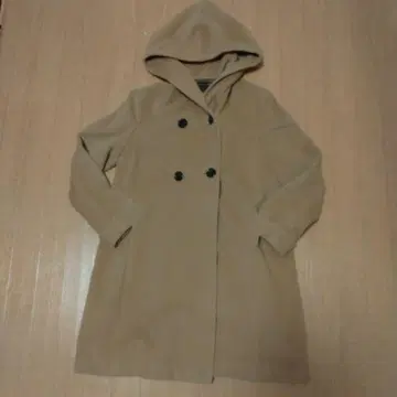 카멜 더블 브레스트 후드 부착 롱 코트