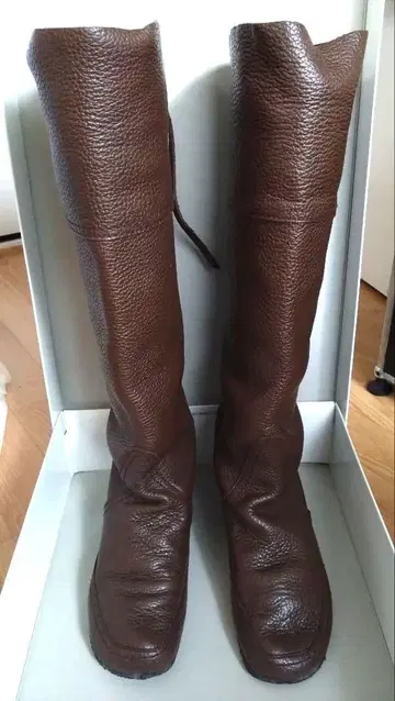 브라운 가죽 롱 부츠