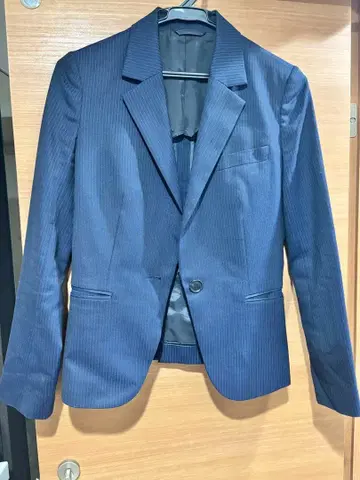 네이비 스트라이프 비즈니스 정장 상하의 세트