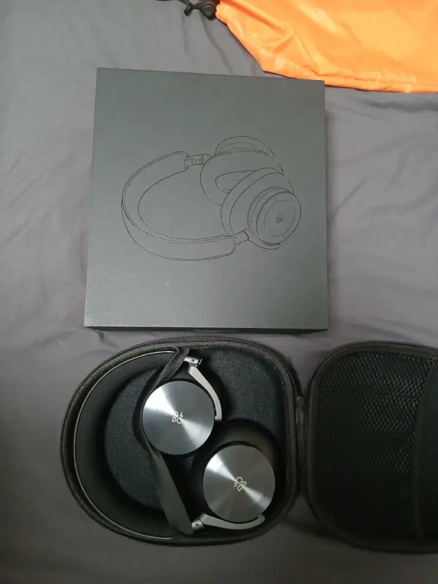 Bang &amp; Olufsen H95 Black (Full Box)