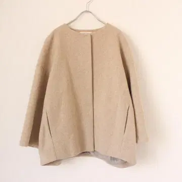 BEARDSLEY 뒤 둥근 울 코트 F 사이즈 베이지 노카라