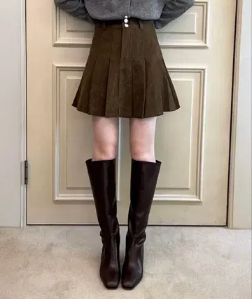 bymuni:r 코듀로이 플리츠 스커트 브라운