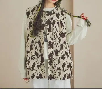 새상품 niko and - 보이즈 실루엣 포켓 베스트 2 카우 패턴