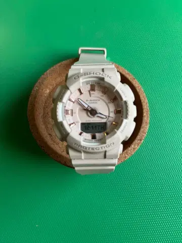 g-SHOCK 아날로그 초침 포함