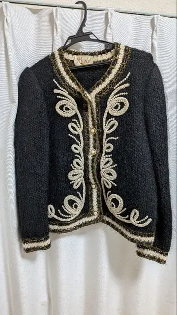 니트 가디건 구제 의류 개성있는