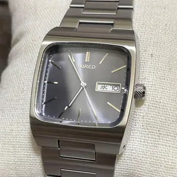 WIRED 유신 토모키 스퀘어 각형 손목시계 쿼츠 아날로그 와이어드