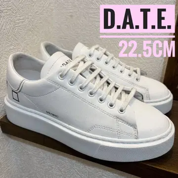 새상품급 D.A.T.E. 데이트 화이트 스니커즈 22.5cm