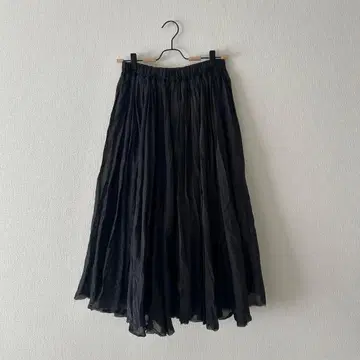 [ IENA ] 실크 무릎 아래 개더 스커트 블랙