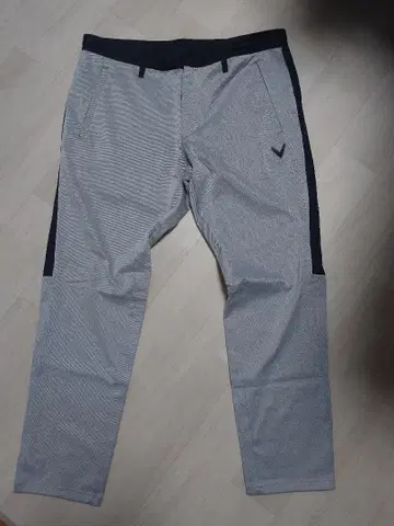 그레이 스트라이프 골프 팬츠