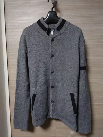 아르마니진 가디건