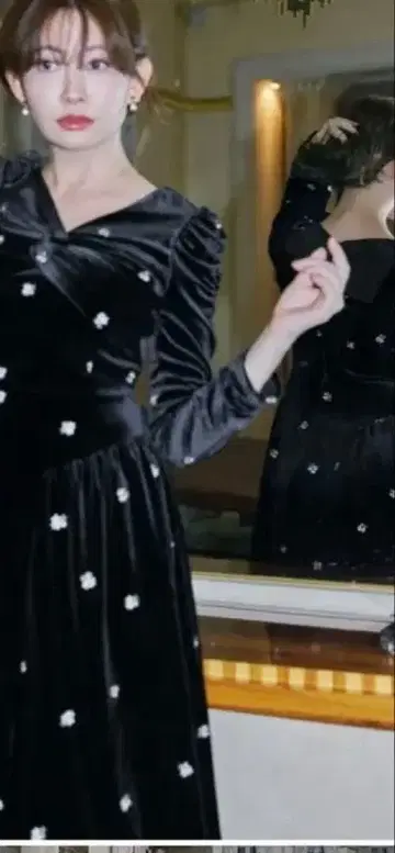 Herlipto Belmont Floral Velour Dress