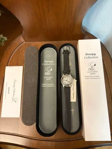 스누피 컬렉션 손목시계 메모리얼 코인 2001년 777개 한정판