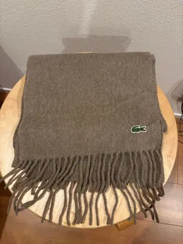 Lacoste 브라운 머플러 스톨