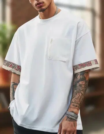 SACAI men SS22 bandana print T-shirt 4