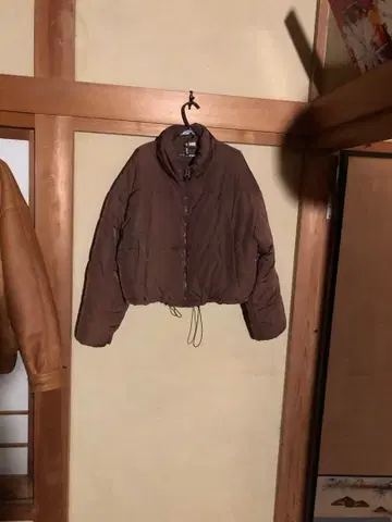 브라운 숏 기장 자켓