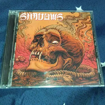 shadows illuminate CD+DVD 앨범