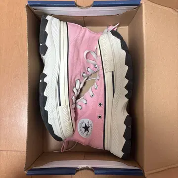 컨버스 핑크 하이컷 스니커즈