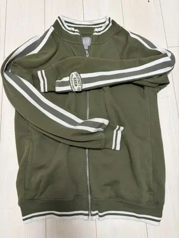 GAP 로고 트랙 자켓 그린 S 사이즈